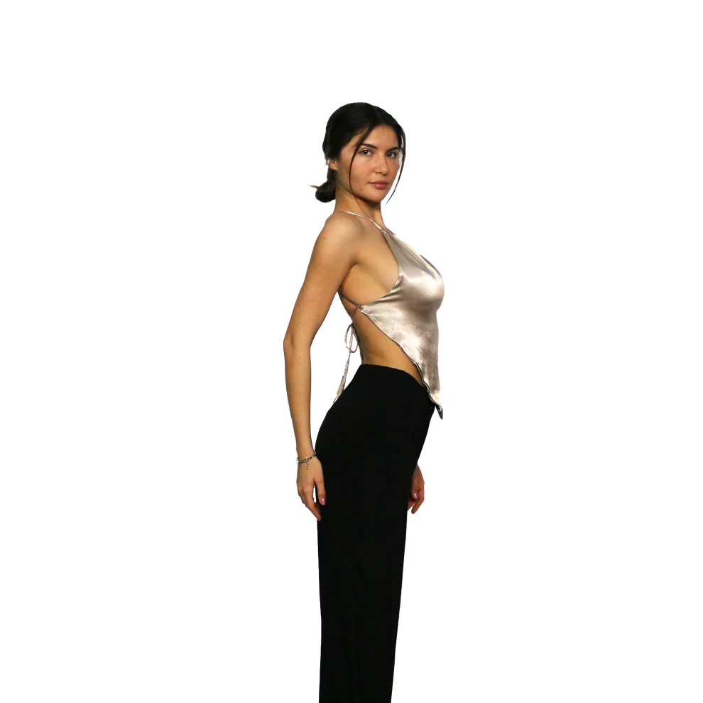 Antoa - Carmen Satin Crop Top