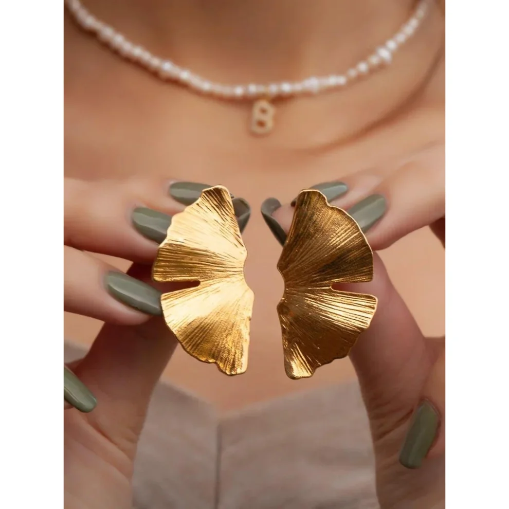 Linya Jewellery - Leta Large Leaf Earrings
