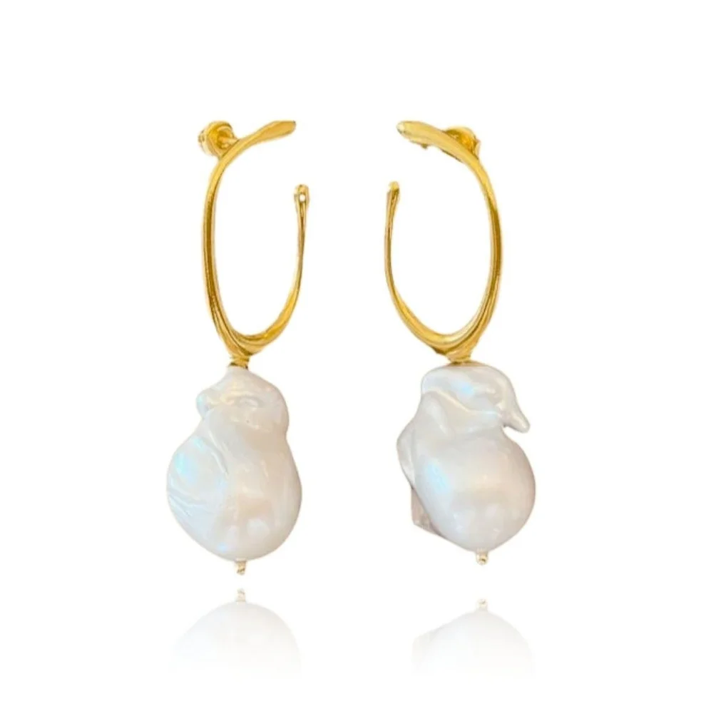 Linya Jewellery - Tiny Large Baroque Pearl Earrings