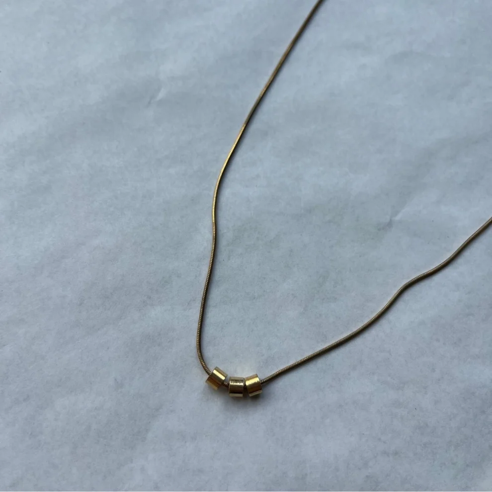 Lit Clue - Nonentity Gold Italian Snake Chain Necklace