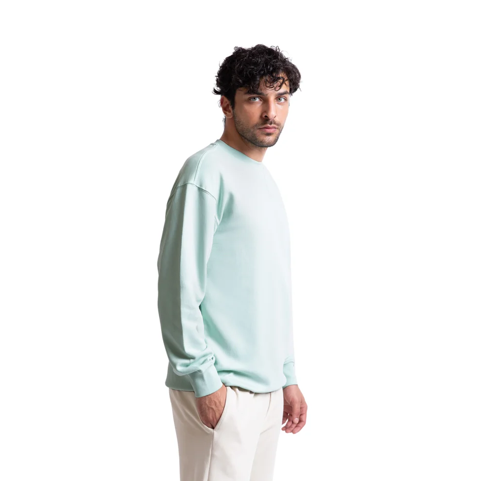 UNIQVIBE - Regular Organic Cotton Sweatshirt