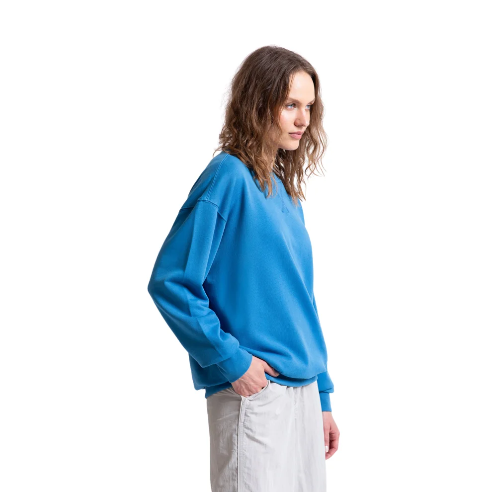 UNIQVIBE - Regular Organic Cotton Sweatshirt - Il