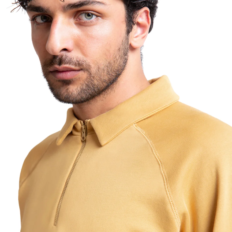 UNIQVIBE - Polo Neck Half Zip Organic Cotton Sweatshirt