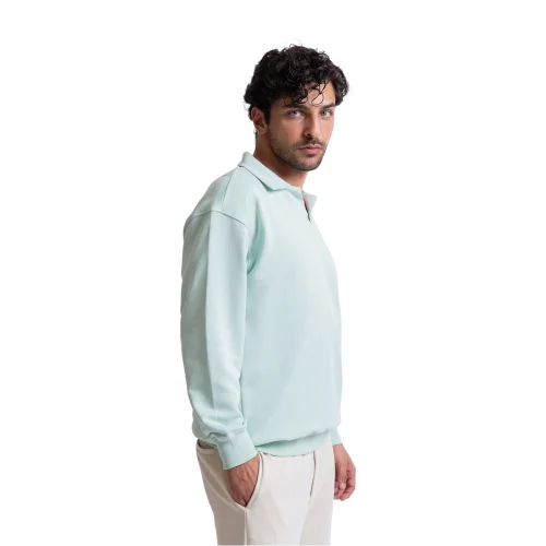 UNIQVIBE - Polo Neck Organic Cotton Sweatshirt