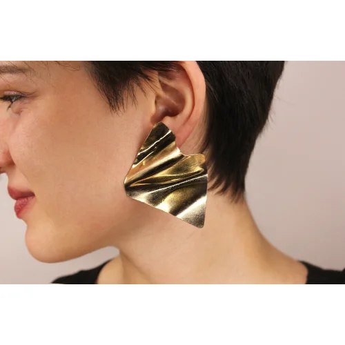 Kimi by Öykü Kaya - Antique Twist Earrings