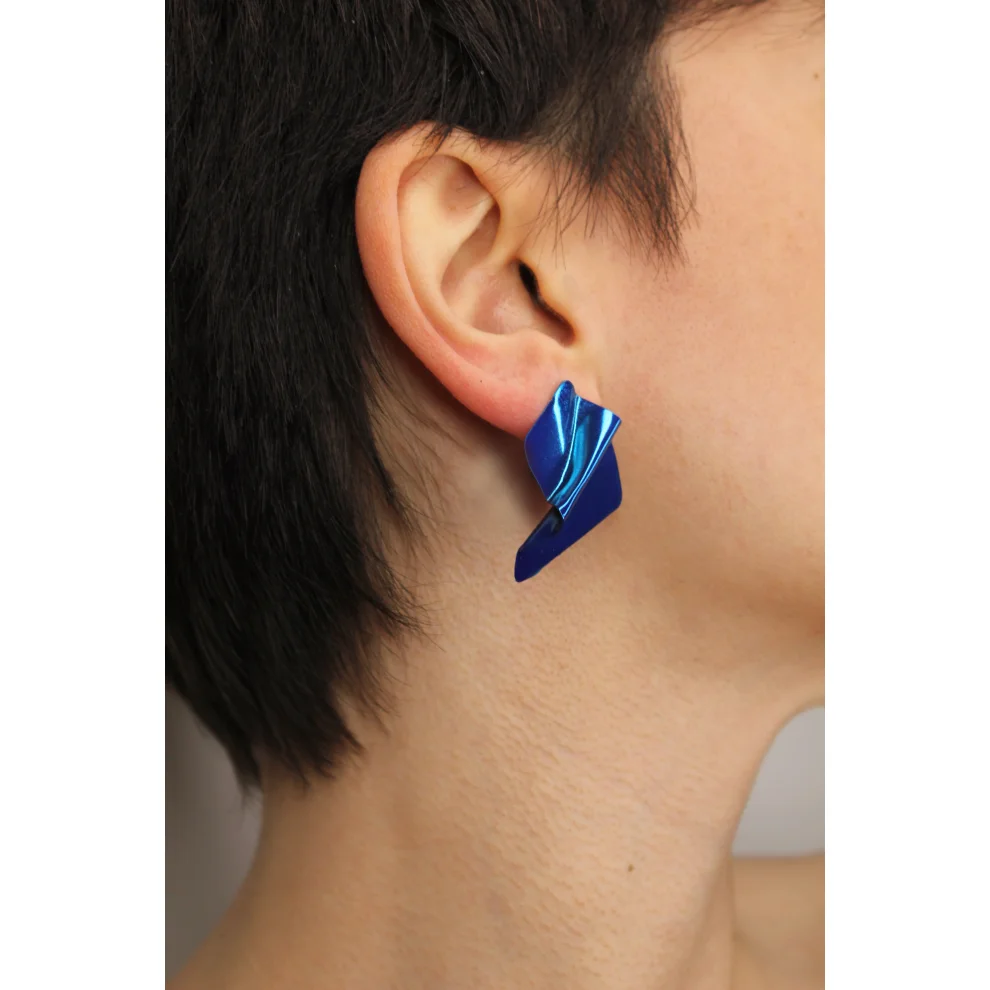 Kimi by Öykü Kaya - Colour Mini Earrings