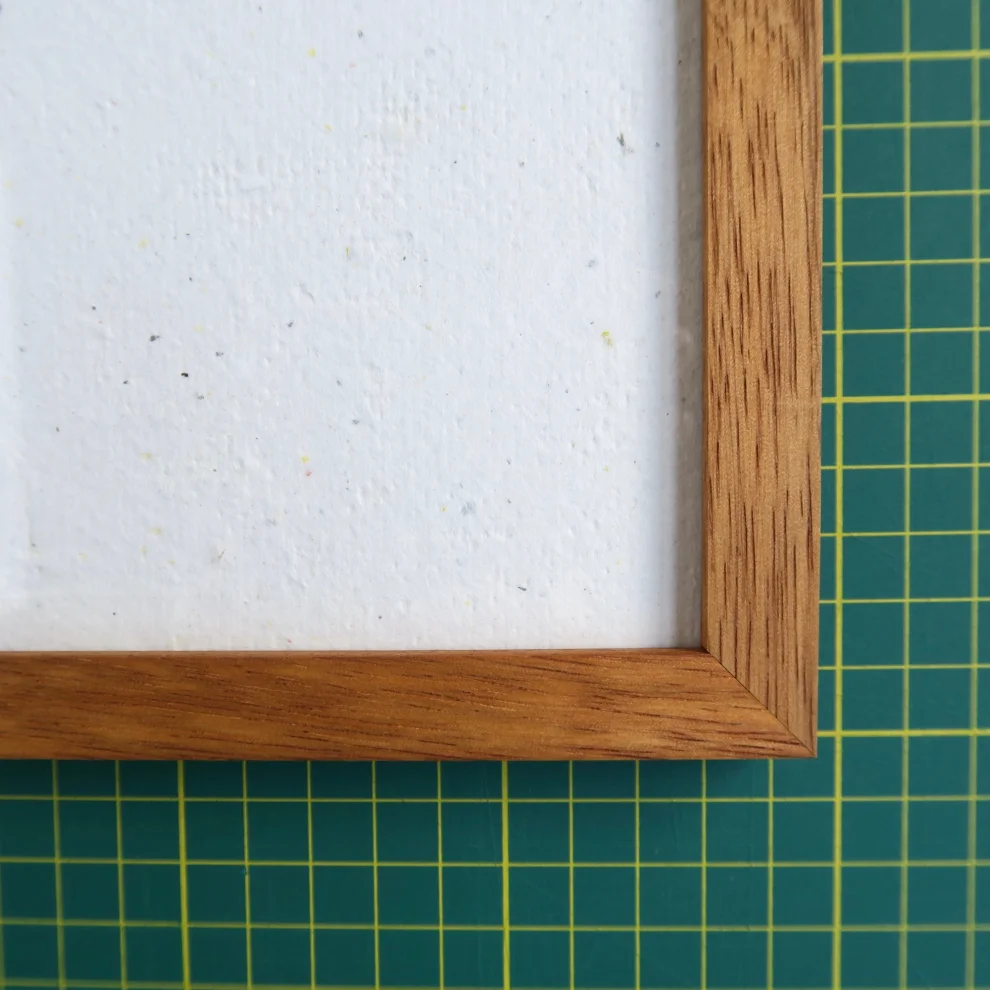 Çaçiçakaduz - Swallow Limba Wood Framed Lino Print