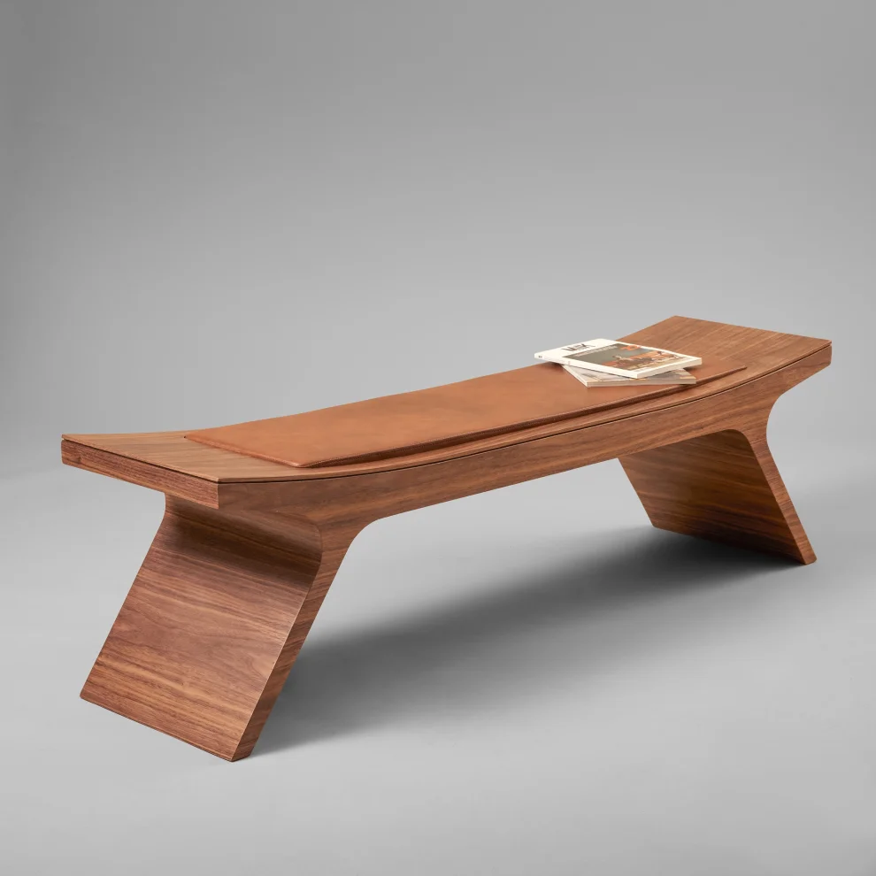 Gaen Studio - Kobe Bench