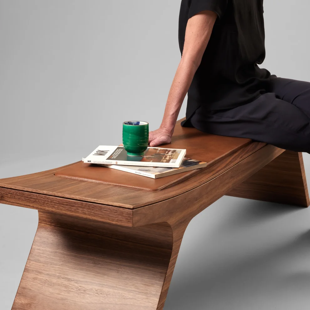 Gaen Studio - Kobe Bench