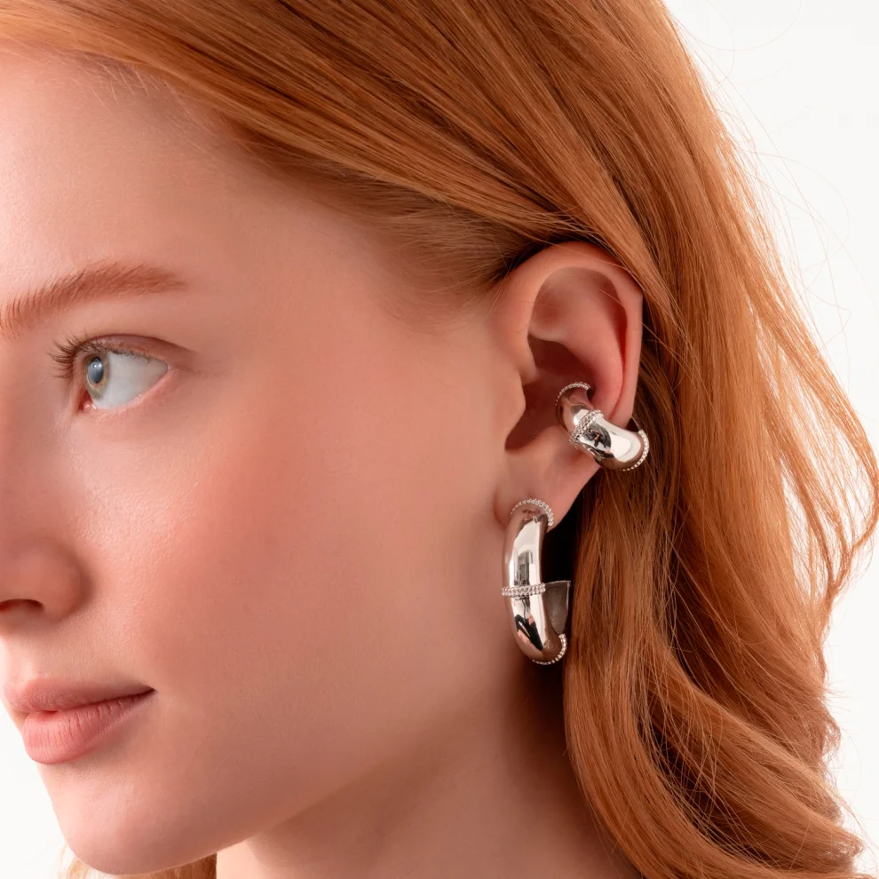 Gal İstanbul - Roma Earcuff