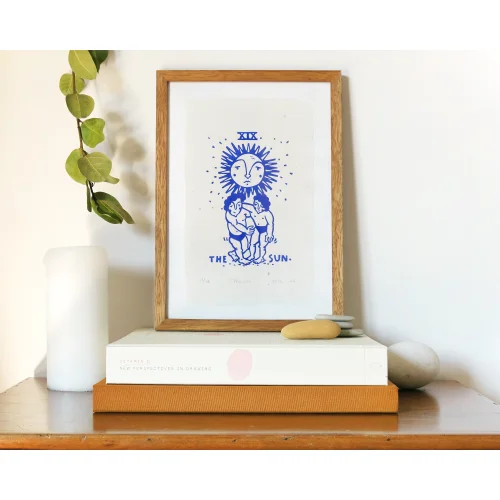 Çaçiçakaduz - The Sun Limba Wood Framed Lino Print