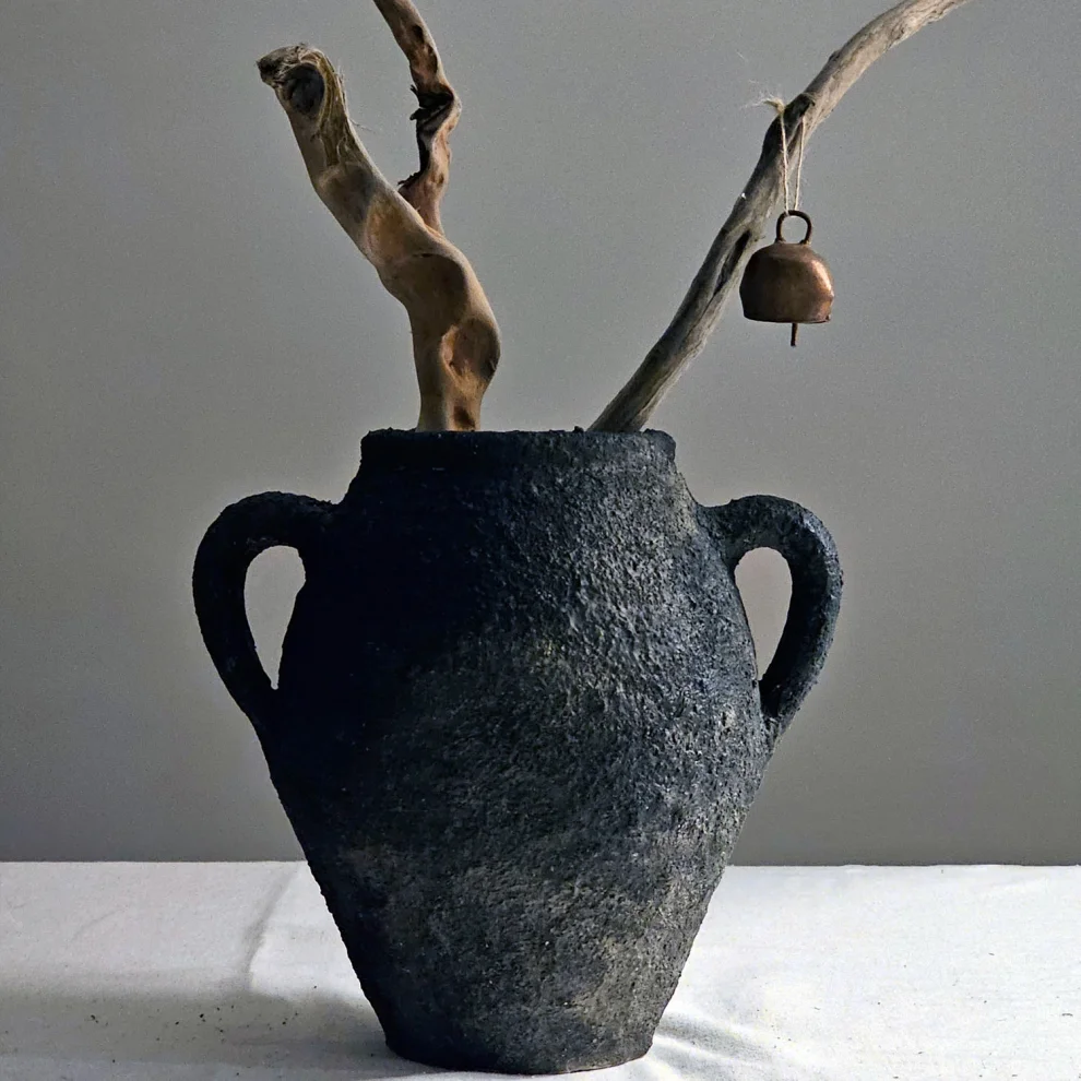 D&G Terracotta Studyo - Winter Vase No5