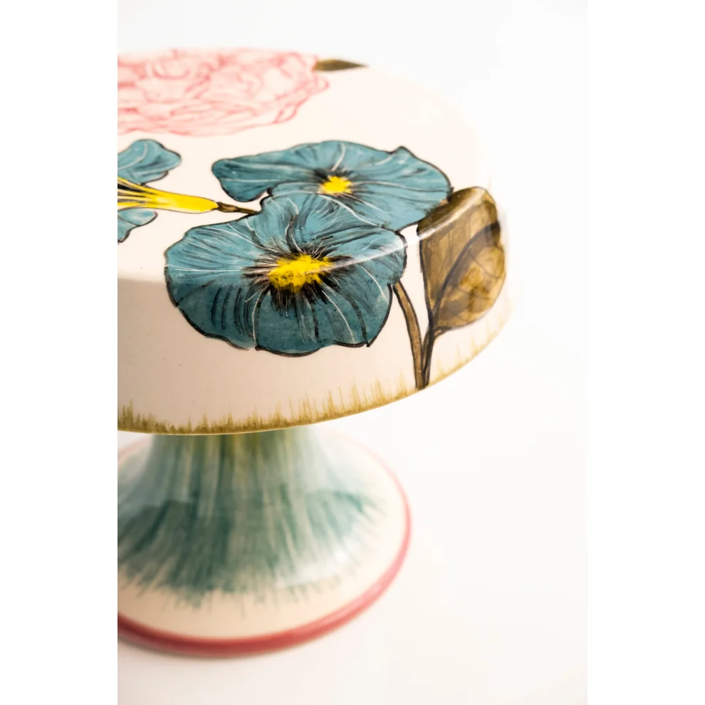 Be Friends - Gardens Of Eden Cake Stand