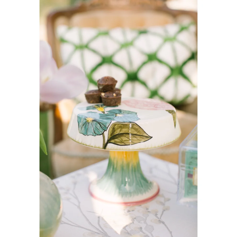 Be Friends - Gardens Of Eden Cake Stand