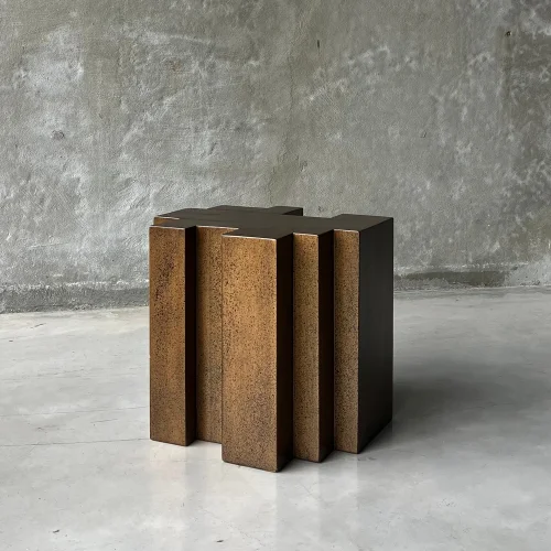 Lou's Concept - Puzzle Coffee Table