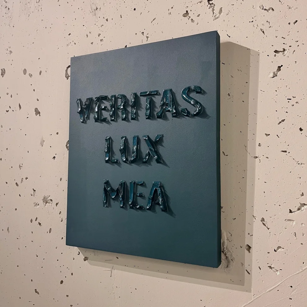 Kara Vox - Veritas Lux Mea Tablo