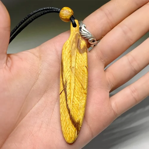 Miebox Rituals - Wings Of The Spirit: Palo Santo Large Feather Necklace