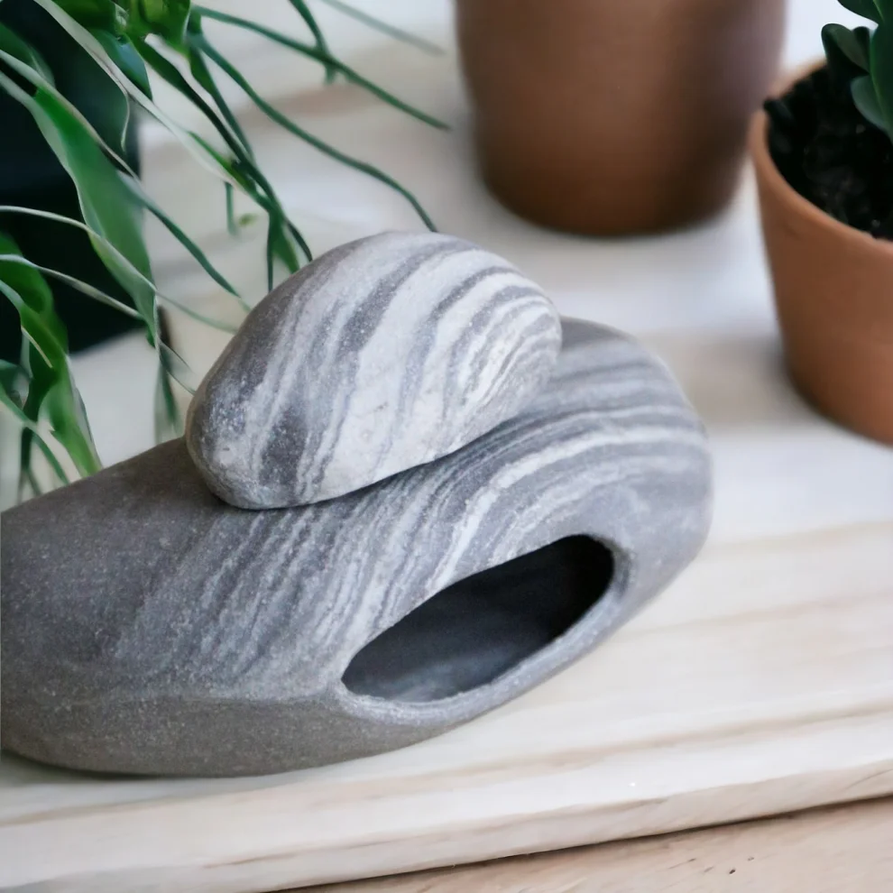 Plant in da House - Handmade Marble Patterned Stoneware Ceramic Censer - Il