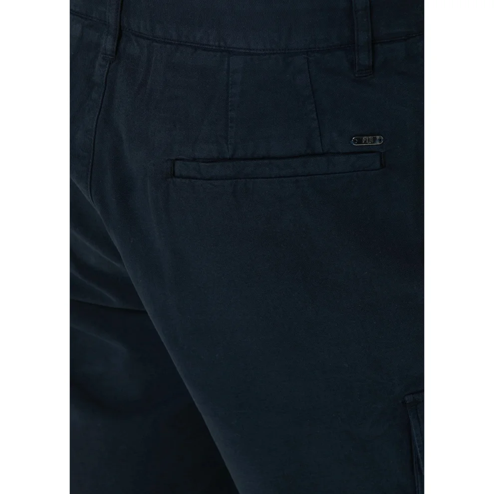 Fiji - Cargo Bermuda Shorts