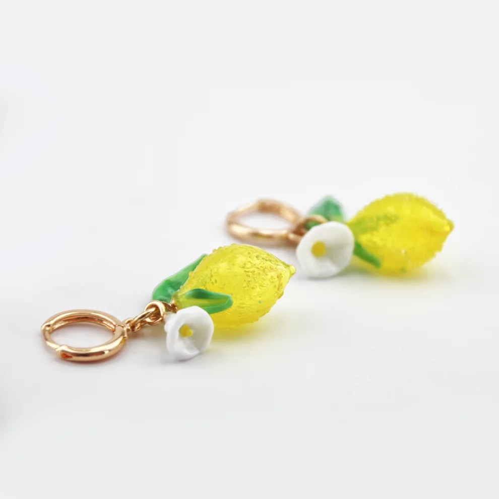 Hande Erbuk Glass - Lampwork Glass Lemon Earrings