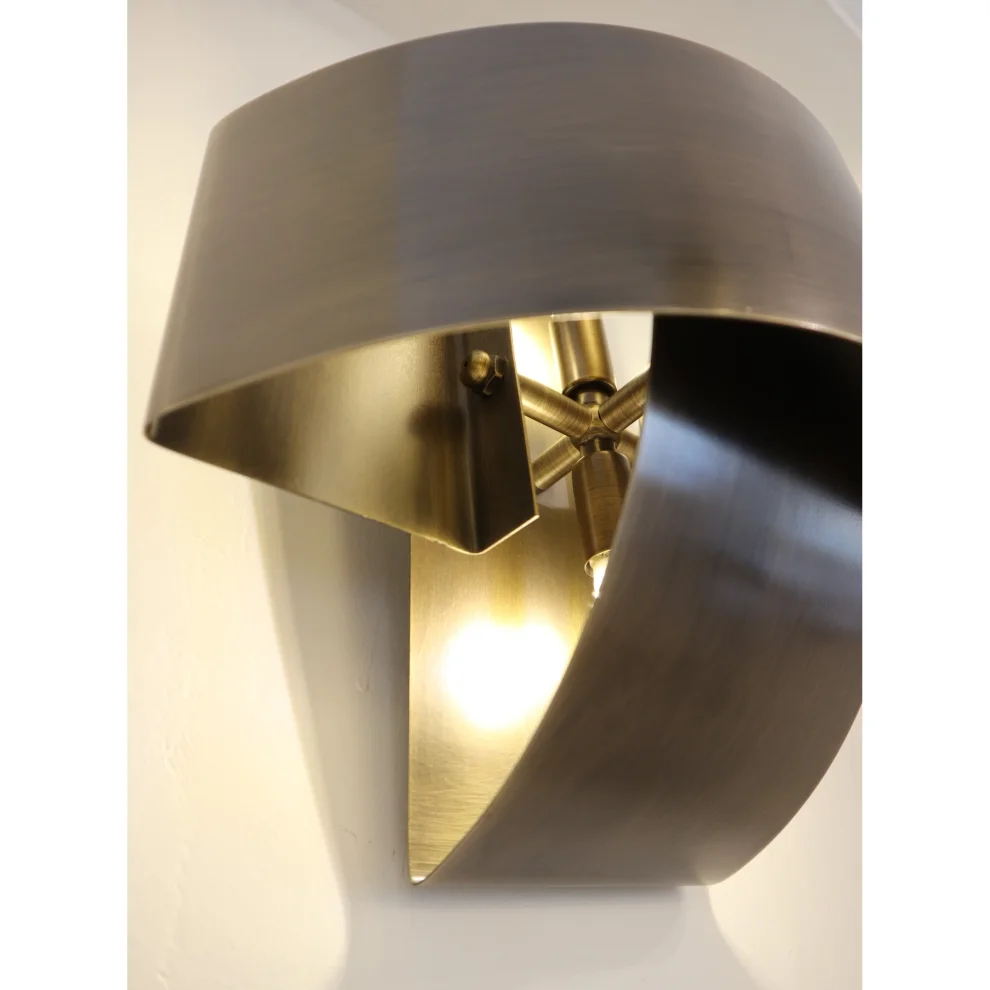 Betham Design - Sos Sconce