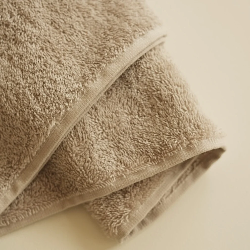 Slouv - Elsker Hand Towel
