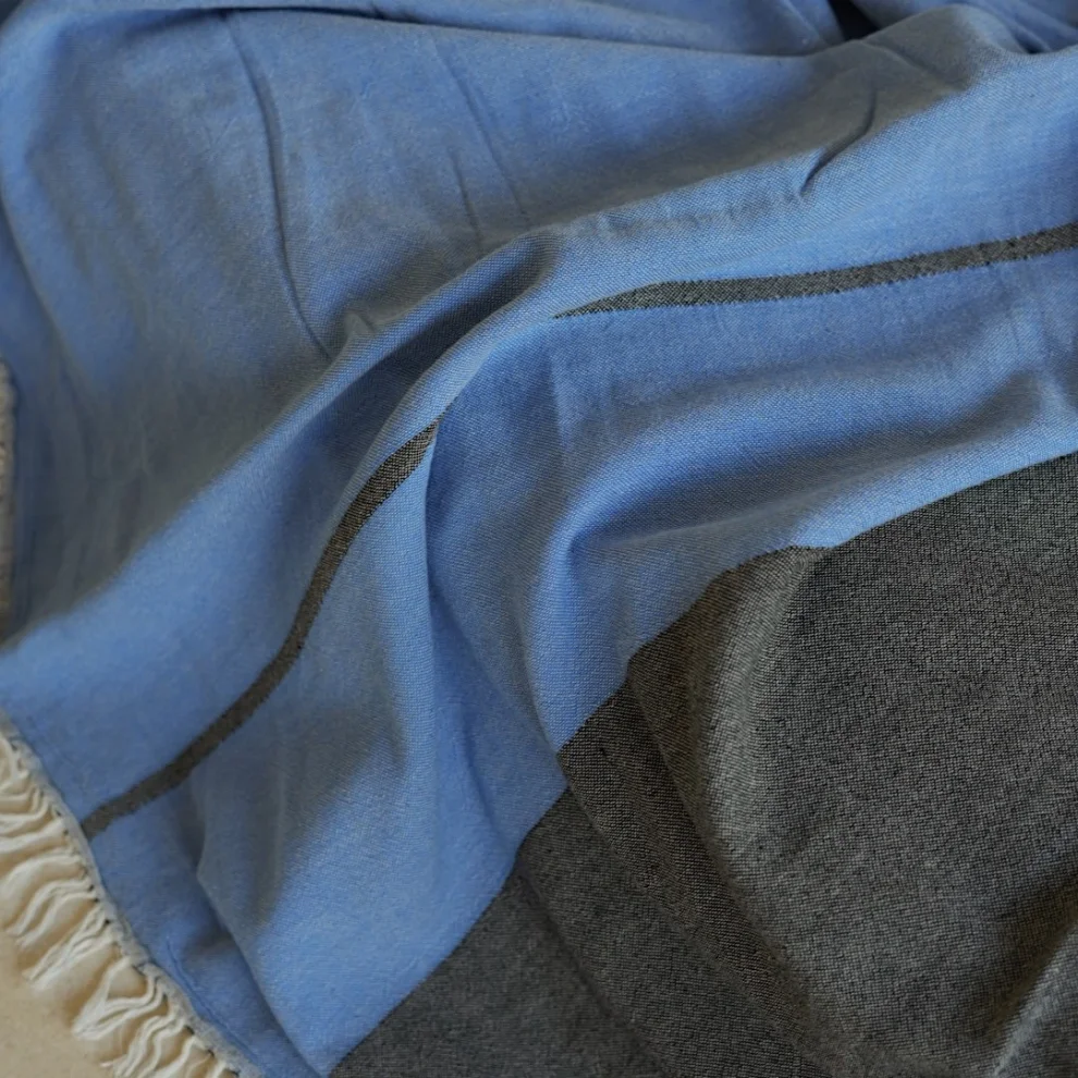 Slouv - Svom Jacquard Throw