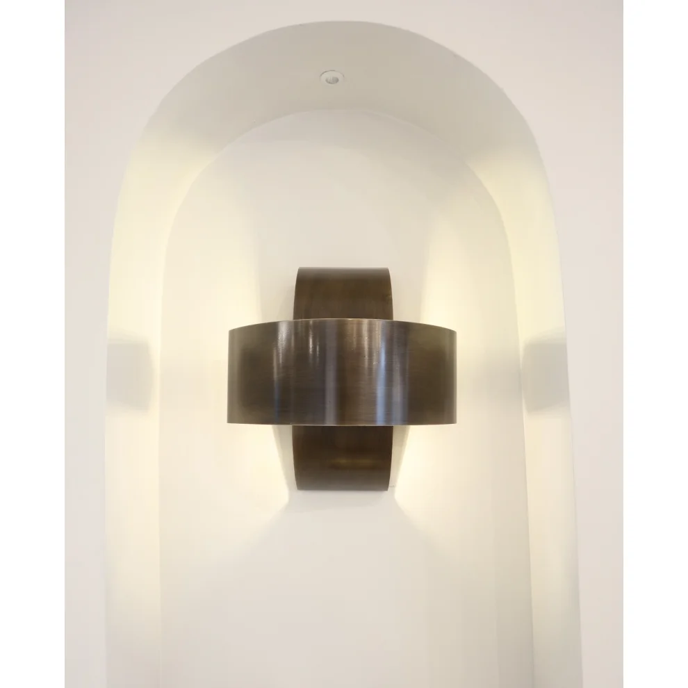 Betham Design - Sos Sconce