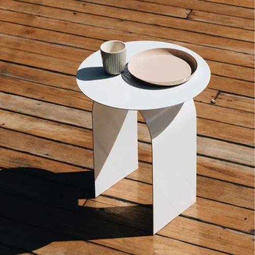goods - Curve No.3 Side Table