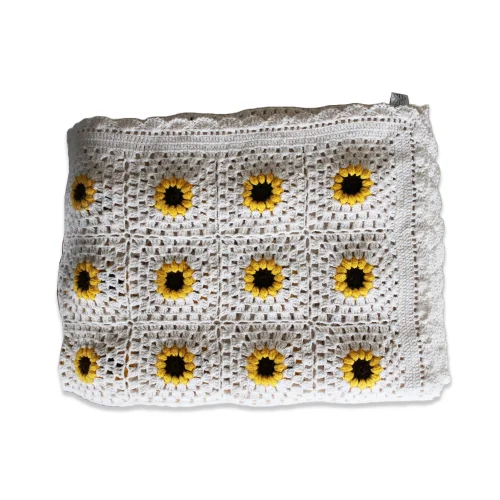 Fin All Design - Sunflower Sofa Shawl / Blanket