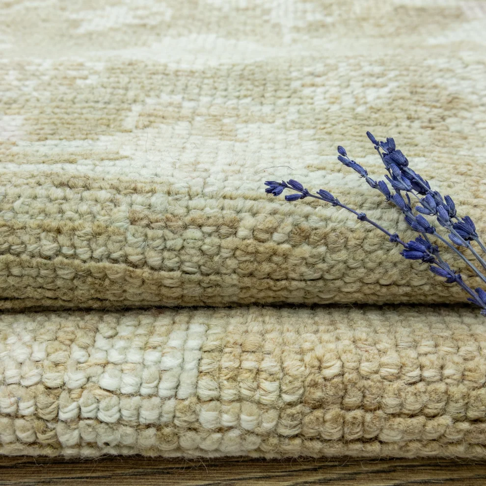 Soho Antiq - Liber Rustic Pattern Hand-woven Wool Rug 215x324 Cm