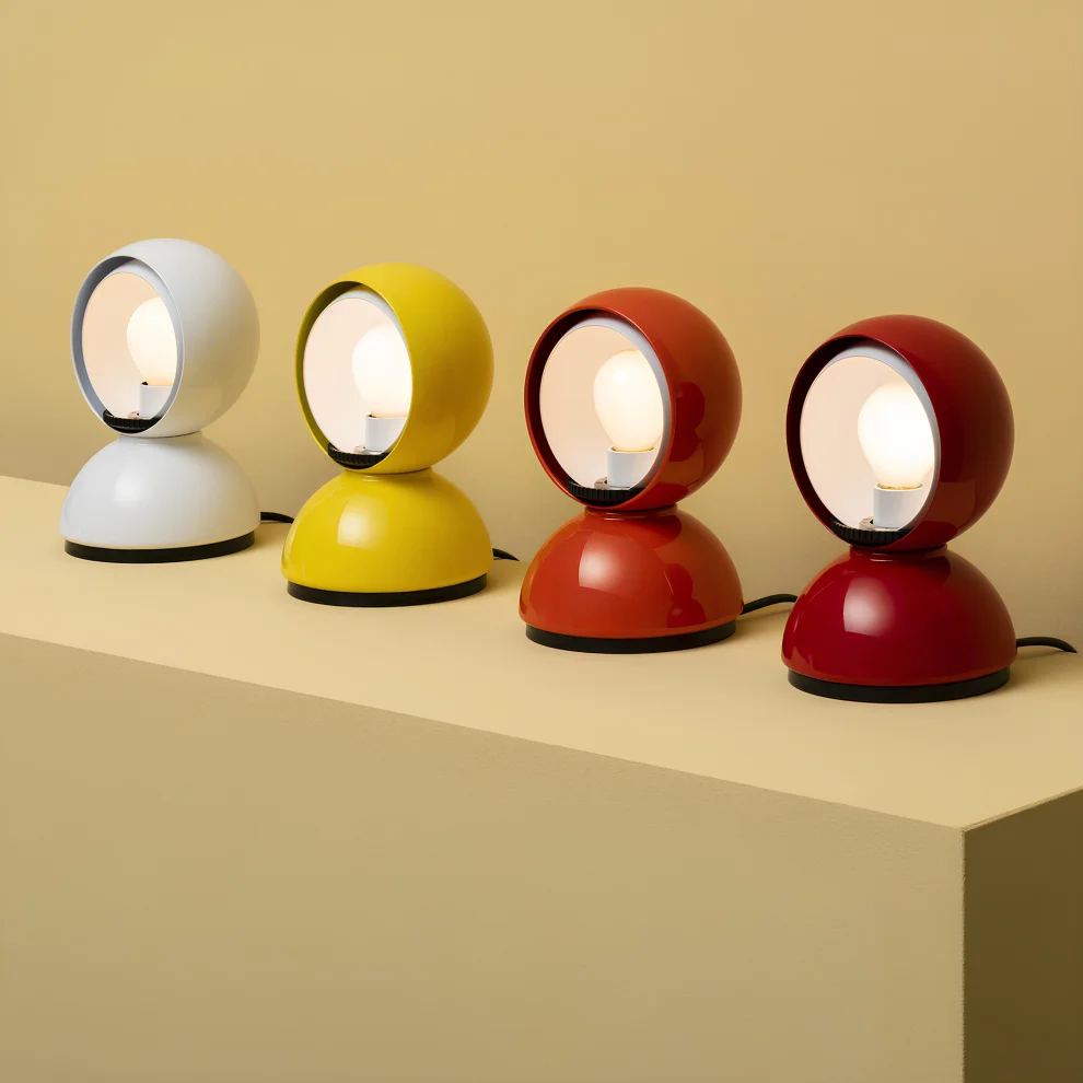 Artemide - Eclisse Desktop Lighting