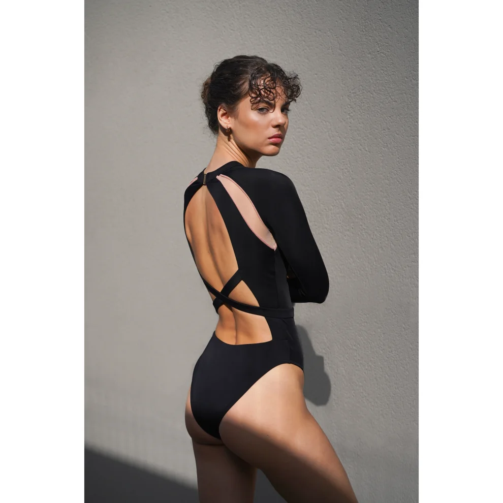Sellie - Odyssey Long Sleeve One-piece