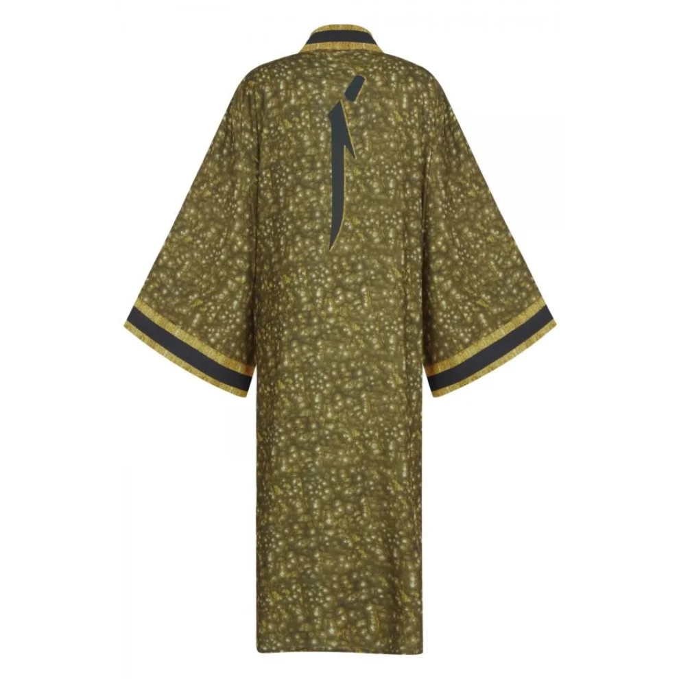 Beste Gürel - Golden Elif Kaftan