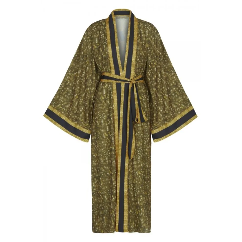 Beste Gürel - Golden Elif Kaftan