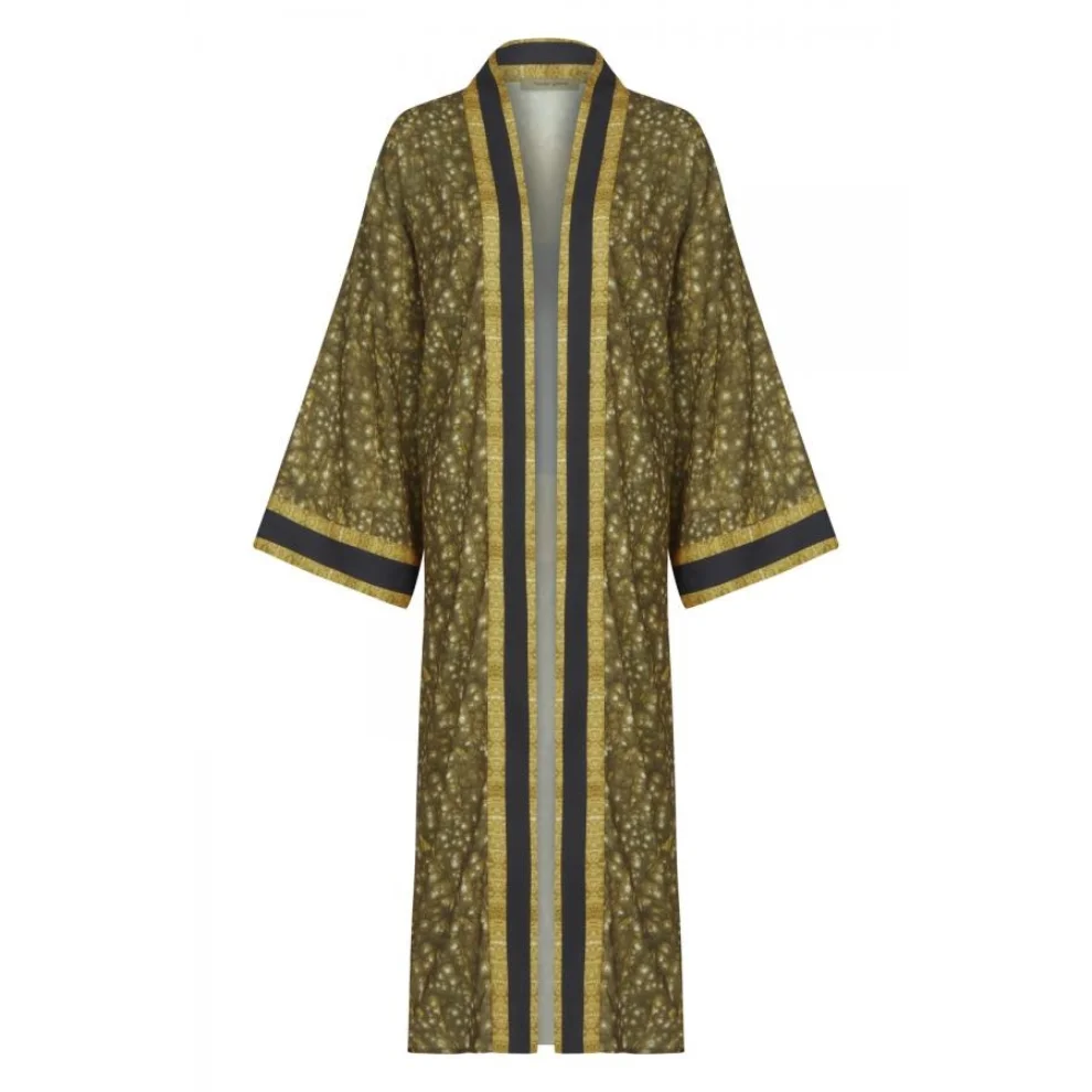 Beste Gürel - Golden Elif Kaftan