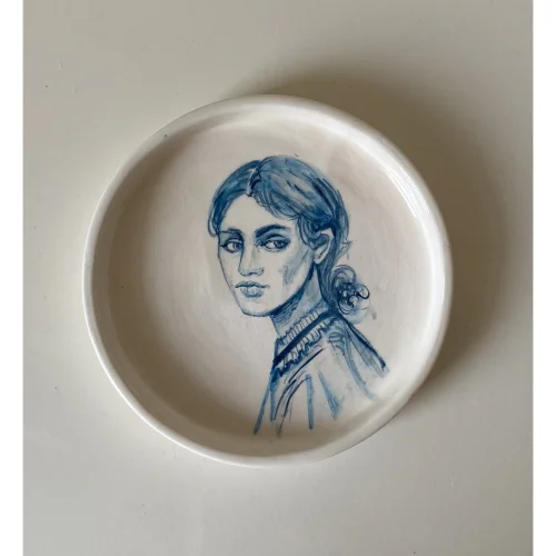 Elea Ceramic - Portrait Plate - V