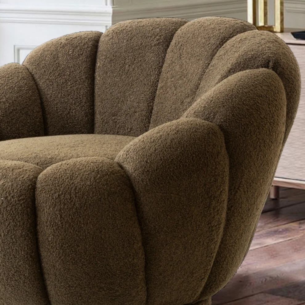 Bekaliving - Potter Quilted Swivel Leg Teddy Armchair