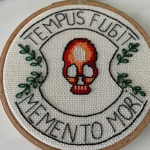 DEAR HOME - Memento Mori Embroidery Hoopart