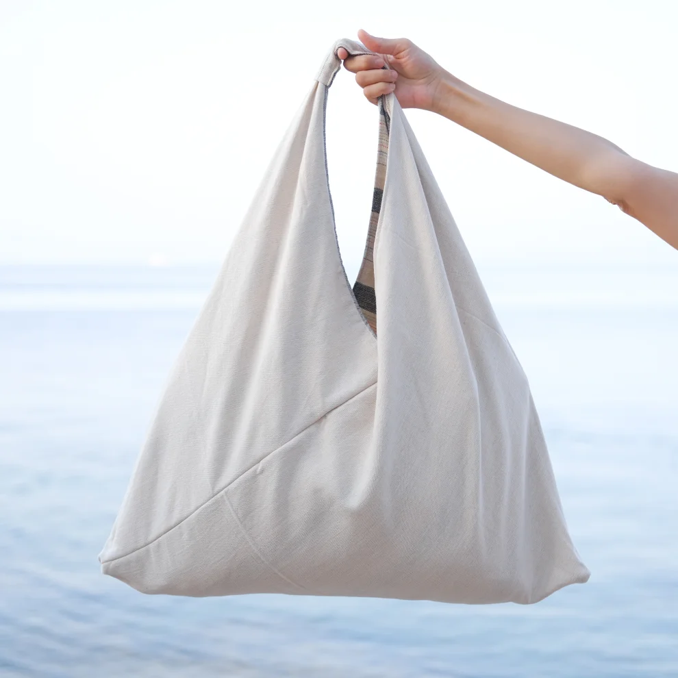 Finegrid - Azure Beach Bag