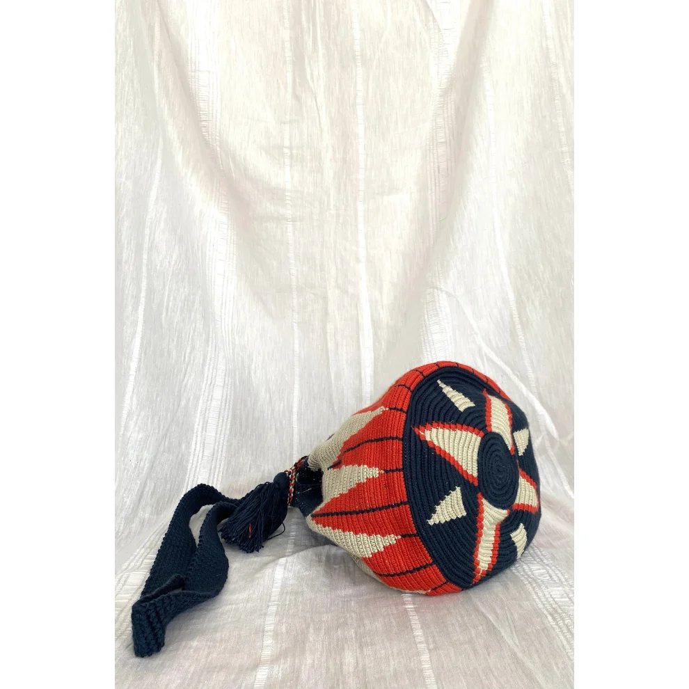 Vayu - Traditional Mochila Bag, Handle Bag