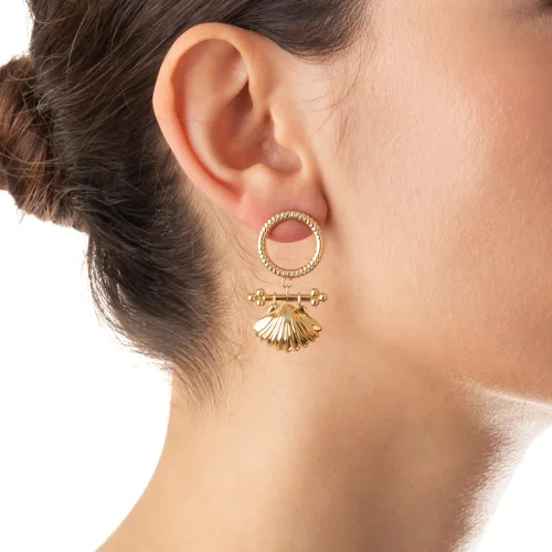 Hi Little Things - Shell Earring