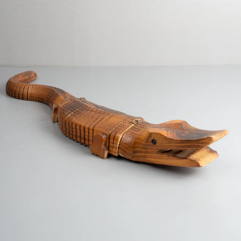 Gınni Dudu - Wooden Crocodile