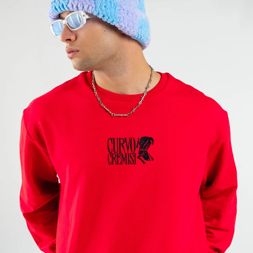 Curvo Cremisi - Oversize Nakışlı Kırmızı Sweatshirt