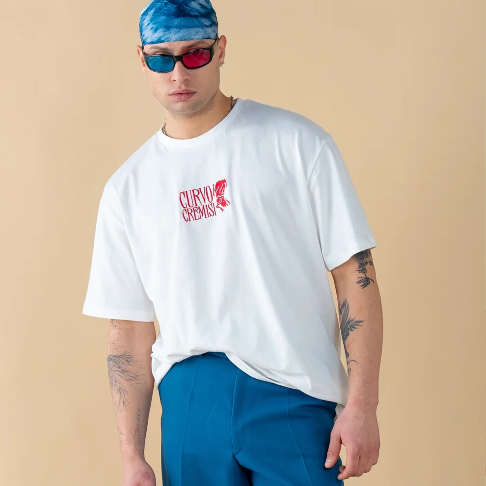 Curvo Cremisi - Oversize Embroidered Tshirt