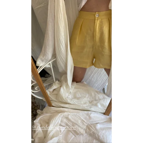 Delicate - Linen Shorts