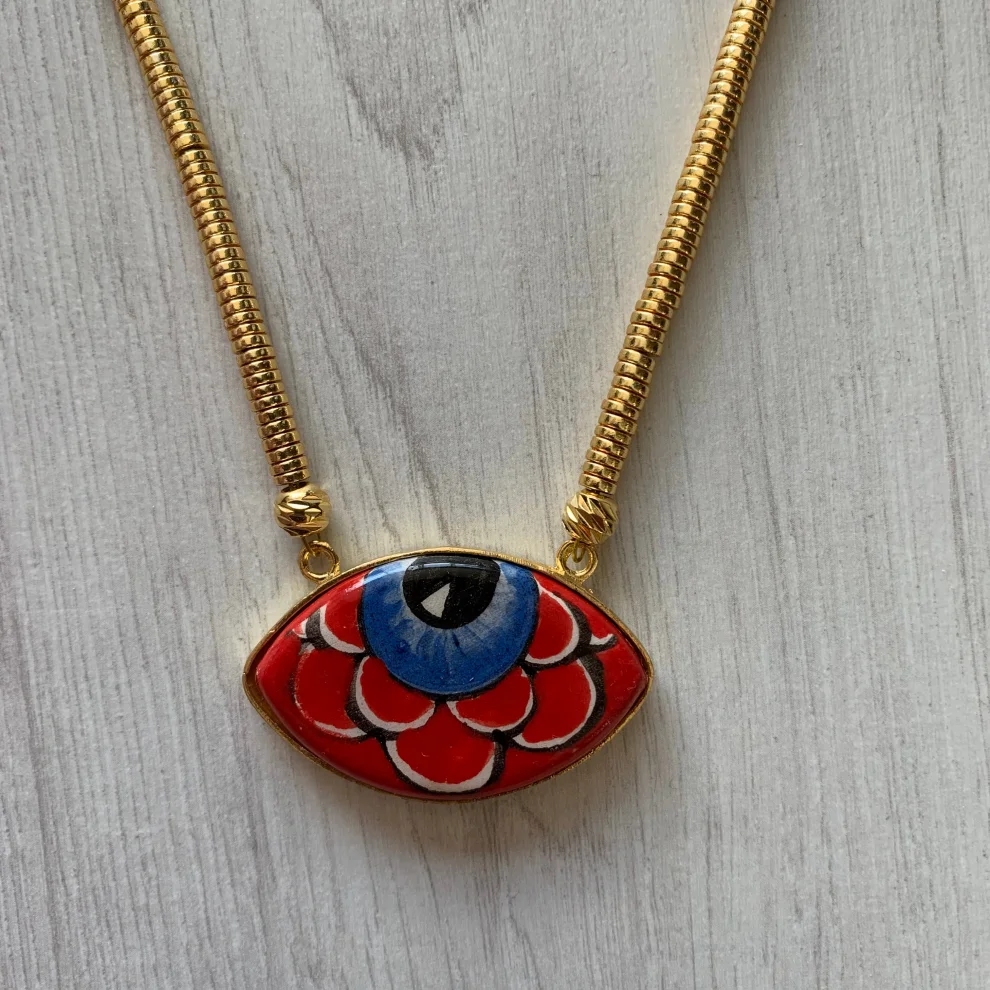  Byebruketenci - Gold Bead With Red Porselen Eyes Long Necklace