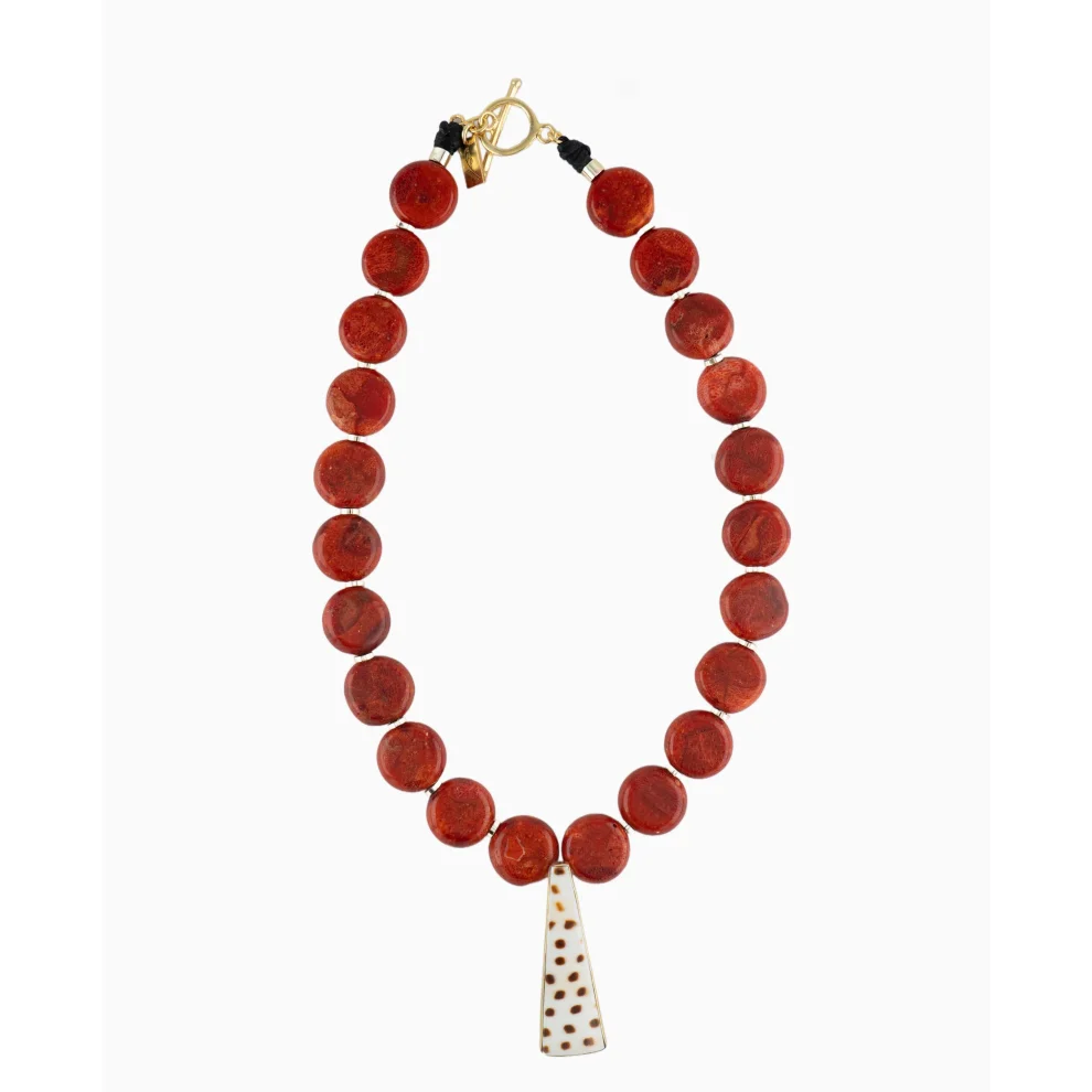 Rue du Muguet - Lava Necklace