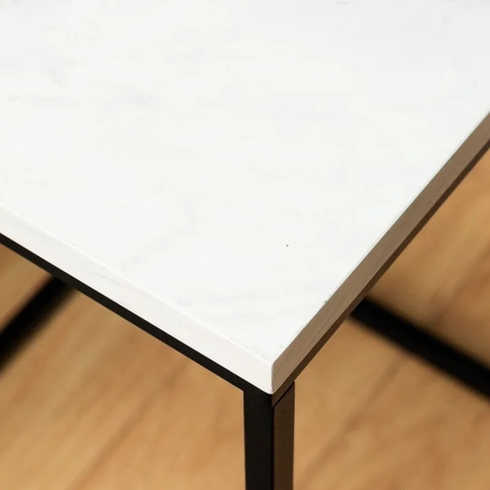 Dekozem - Vinda Side Table / Coffee Table