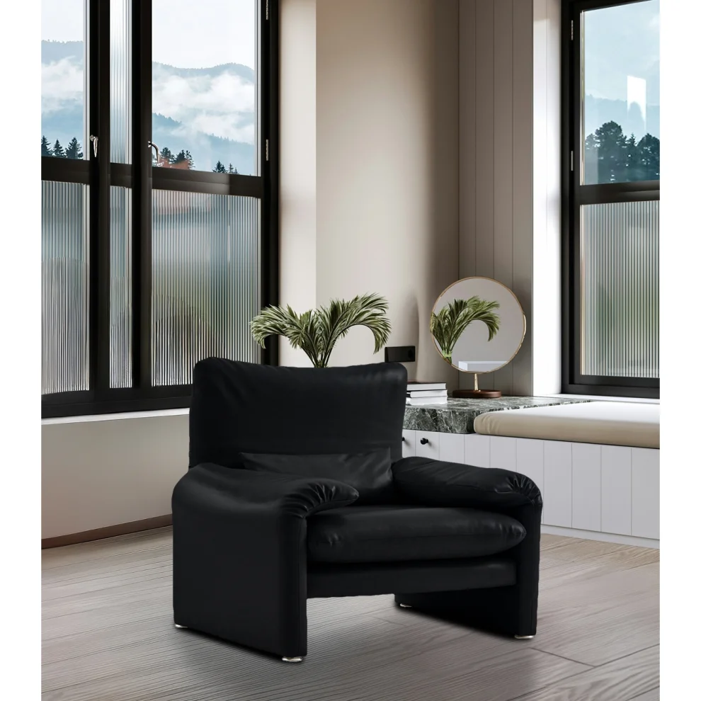 Bekaliving - Proteo Leather Armchair